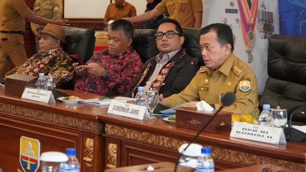 Gubernur Al Haris Terima Kunjungan Komisi II DPR RI, Bahas Penguatan BUMD dan Tata Ruang