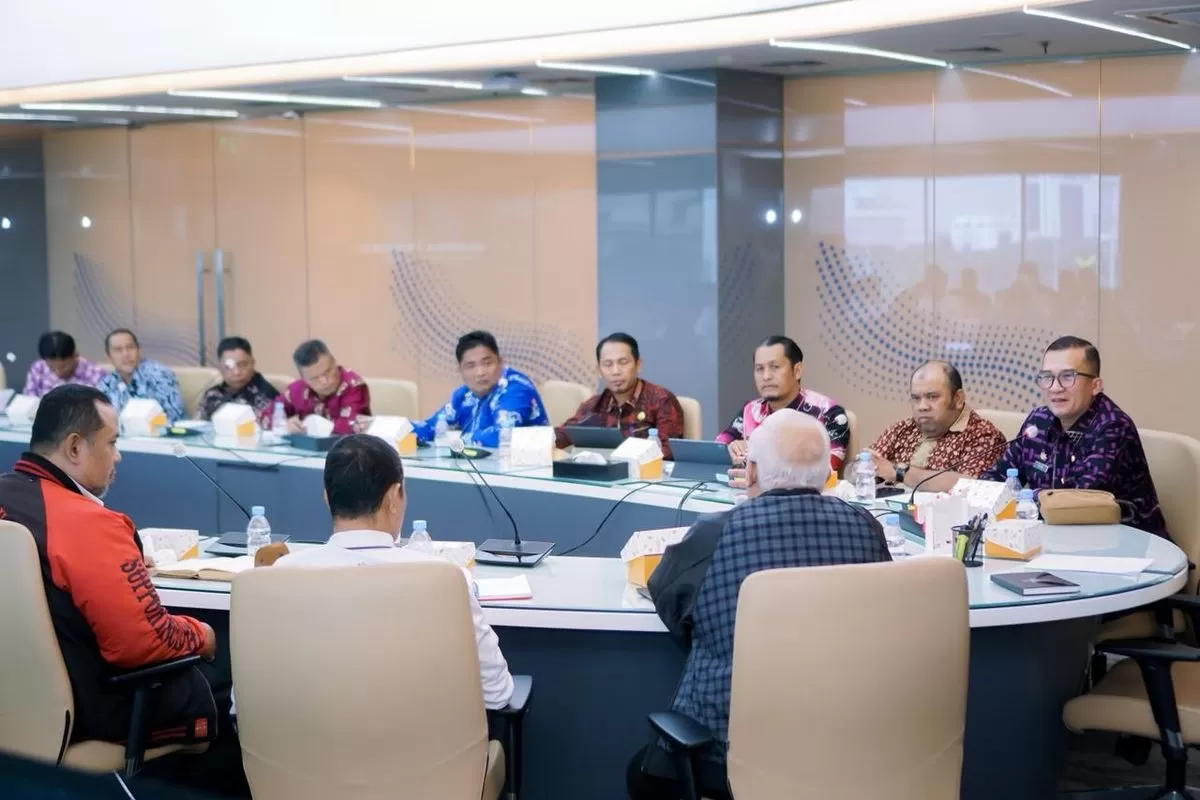 Kadis Kominfo Jambi Pimpin Audiensi Diskominfo Kabupaten/Kota ke Komdigi RI Bahas Percepatan Transformasi Digital